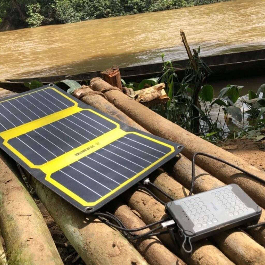 panneau solaire et batterie externe Solar Brother
