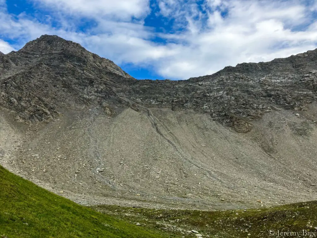 Sous le col du Bataillon d'Aoste (colle Bataglione Bosta).