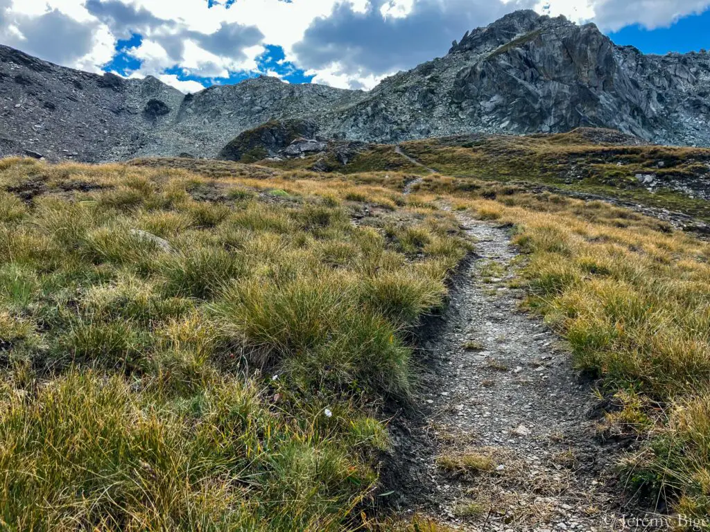 Montée vers le col de Clapis (2851m) durant la Trans'Alpes.