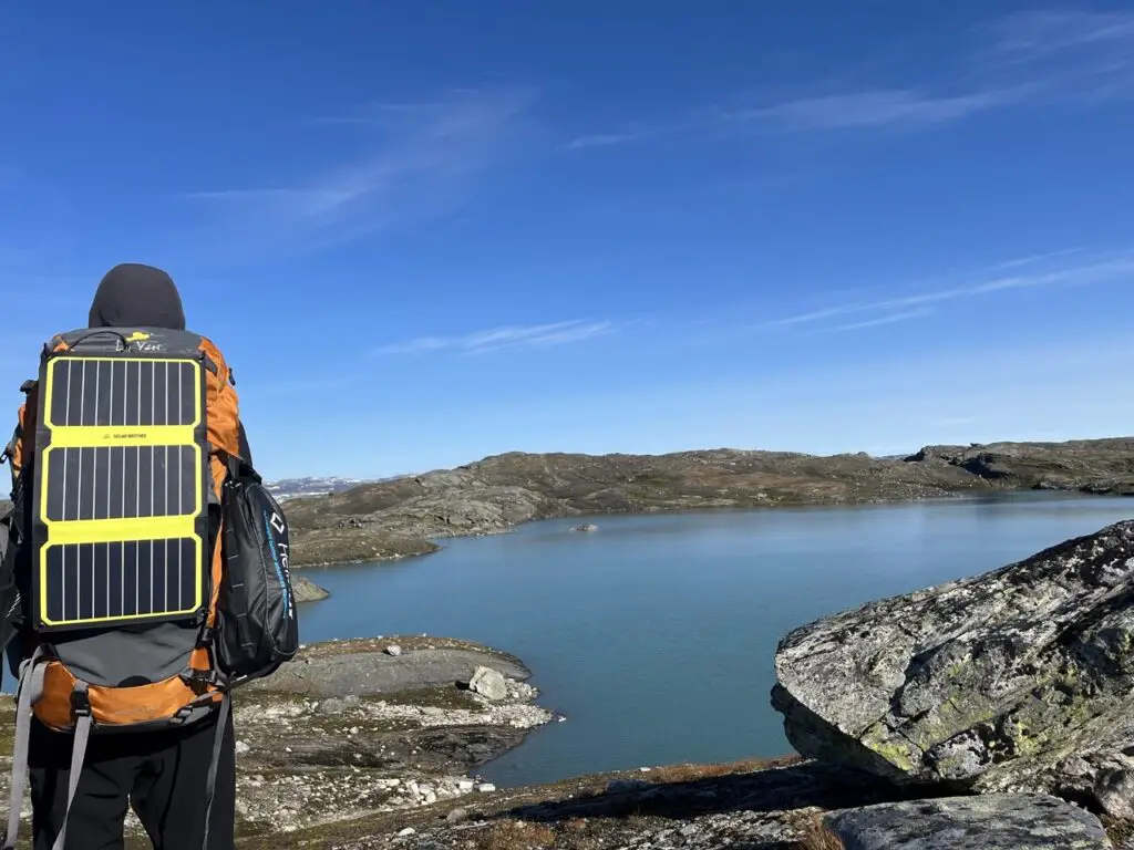 trekking dans les lofotens en Norvège avec SOLAR BROTHER
