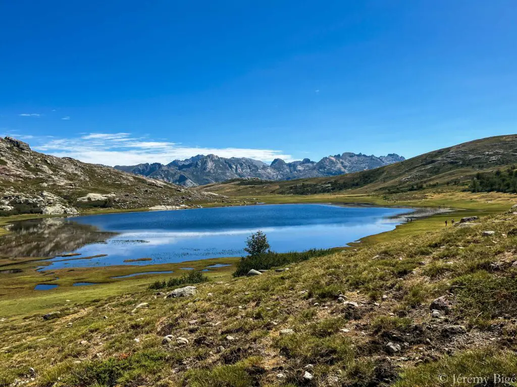 Lac de Nino sur le GR20.