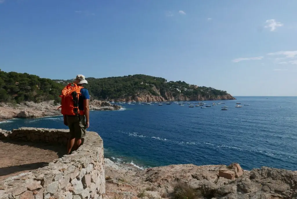 paysage de la costa brava depuis un sentier du GR92