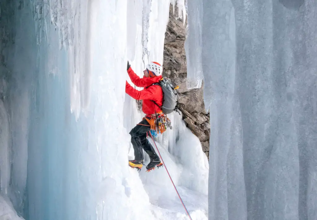 Gérer le froid en cascade de glace