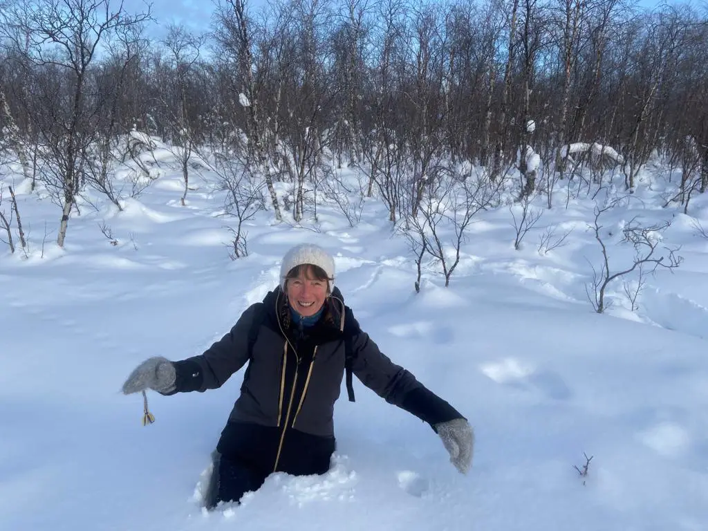 balade dans la neige en raquette à karesuando