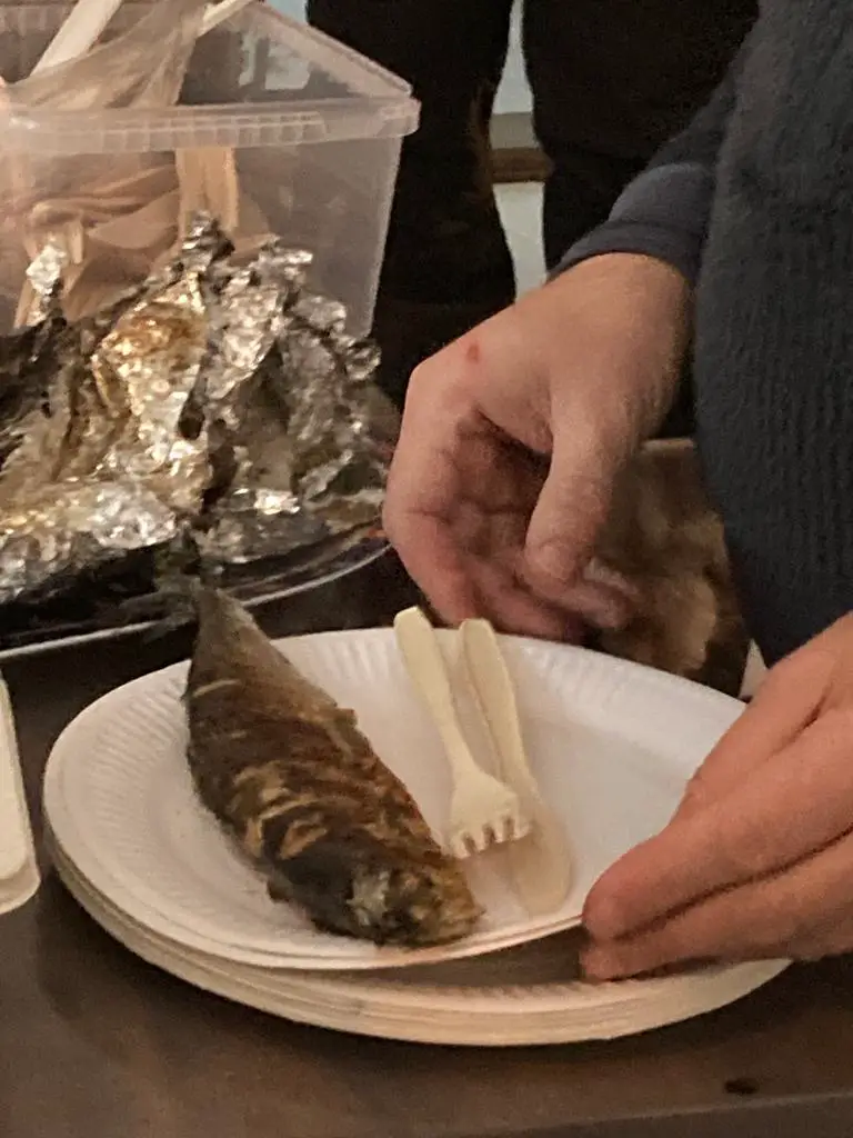 poisson grillé au feu de bois