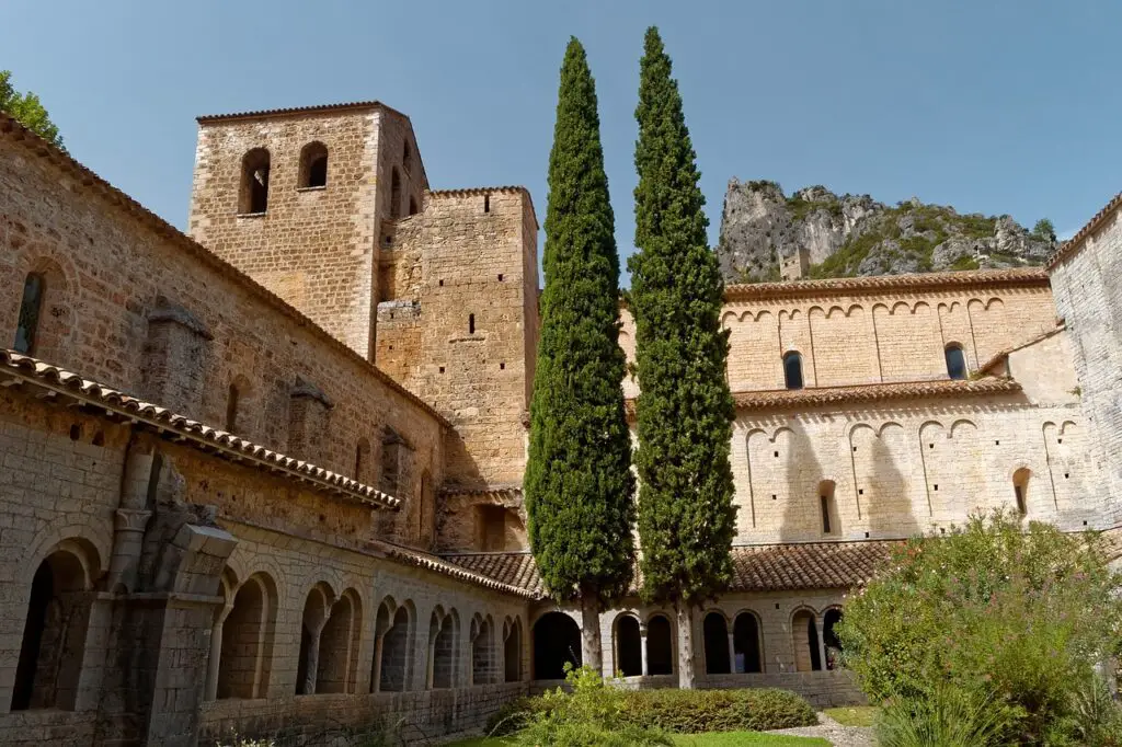 Le village de Saint-Guilhem-le-Désert