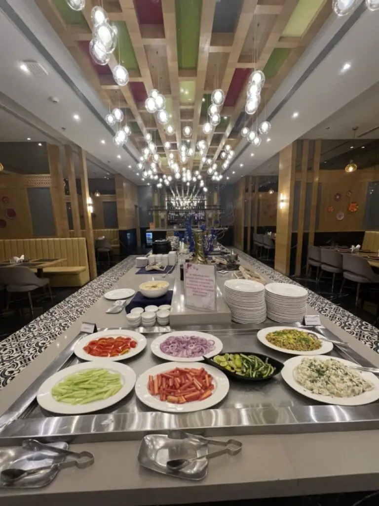 buffet du restaurant de l'hotel d'udaipur