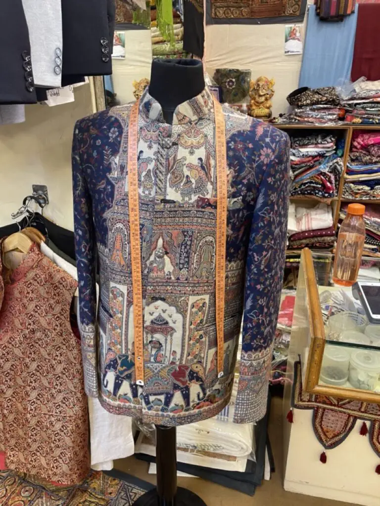 chemise fait sur mesure à udaipur