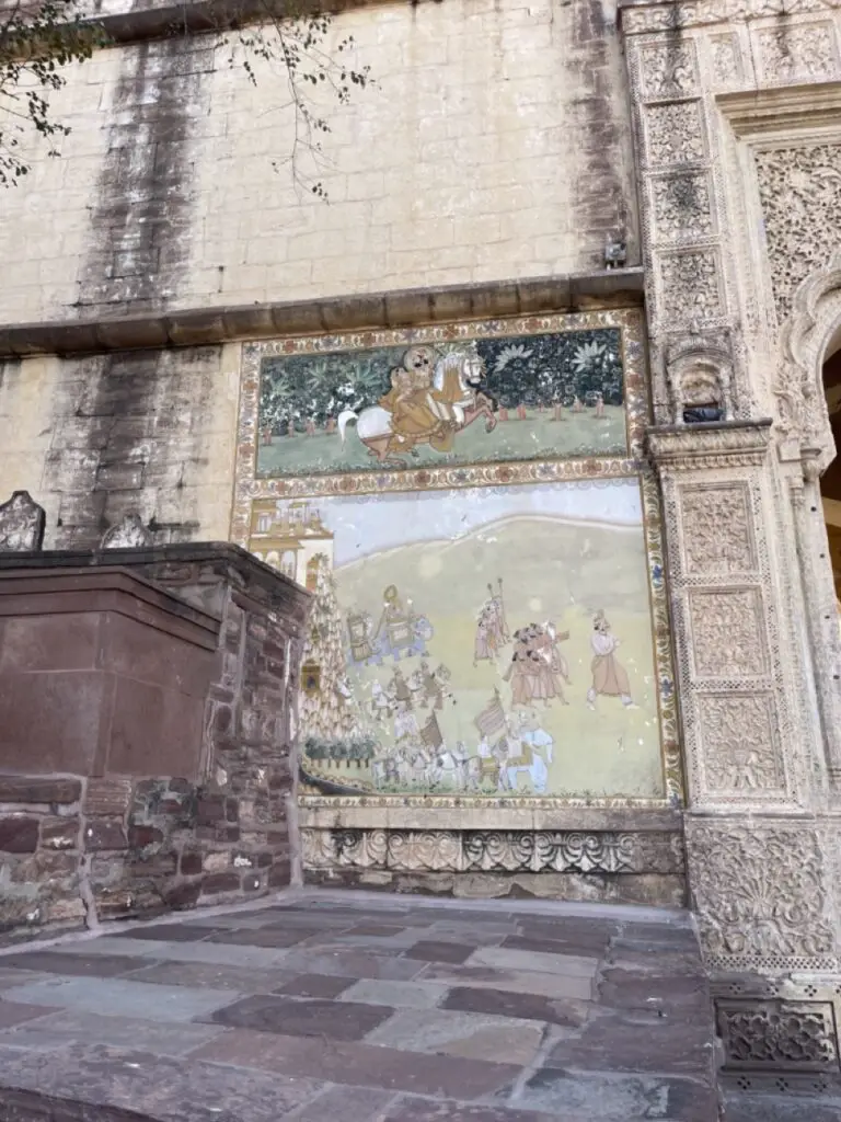 fresque de l'entrée du palais royal de jodhpur 