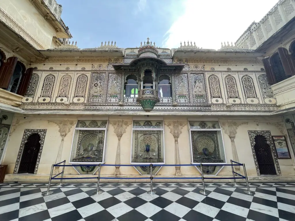 Mor Chowk ou cours des paons à udaipur