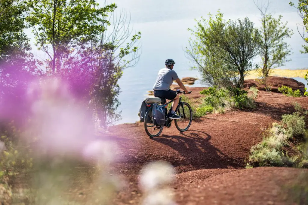 Retour terrain des vêtements ODLO Homme testé en vélo