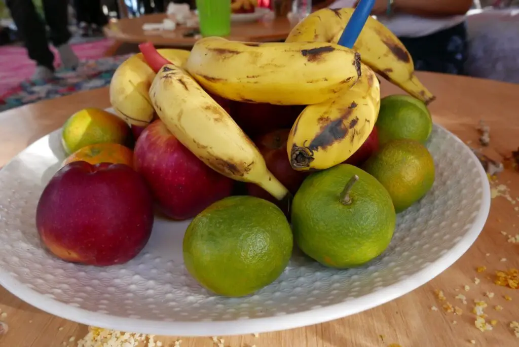 Corbeille de fruits à la coopérative touristique Jubal Tafoughalt