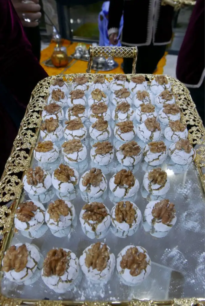 Ghriba aux noix tradition culinaire marocaine