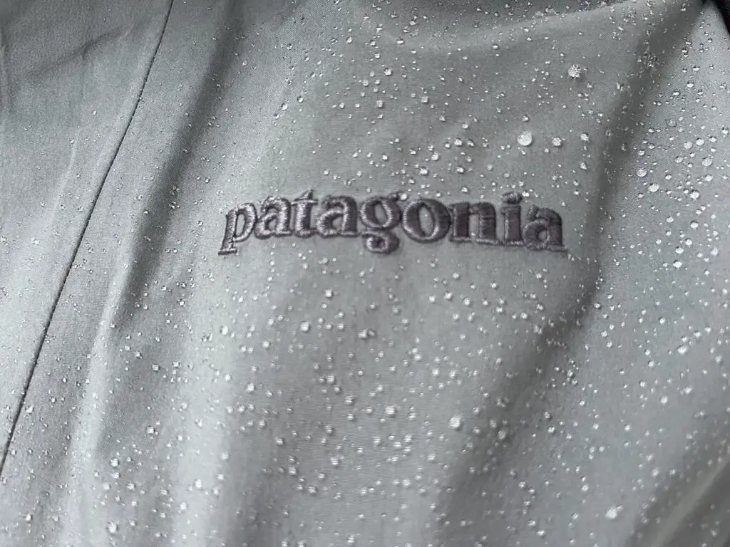 imperméabilité de la veste en Gore-Tex Patagonia