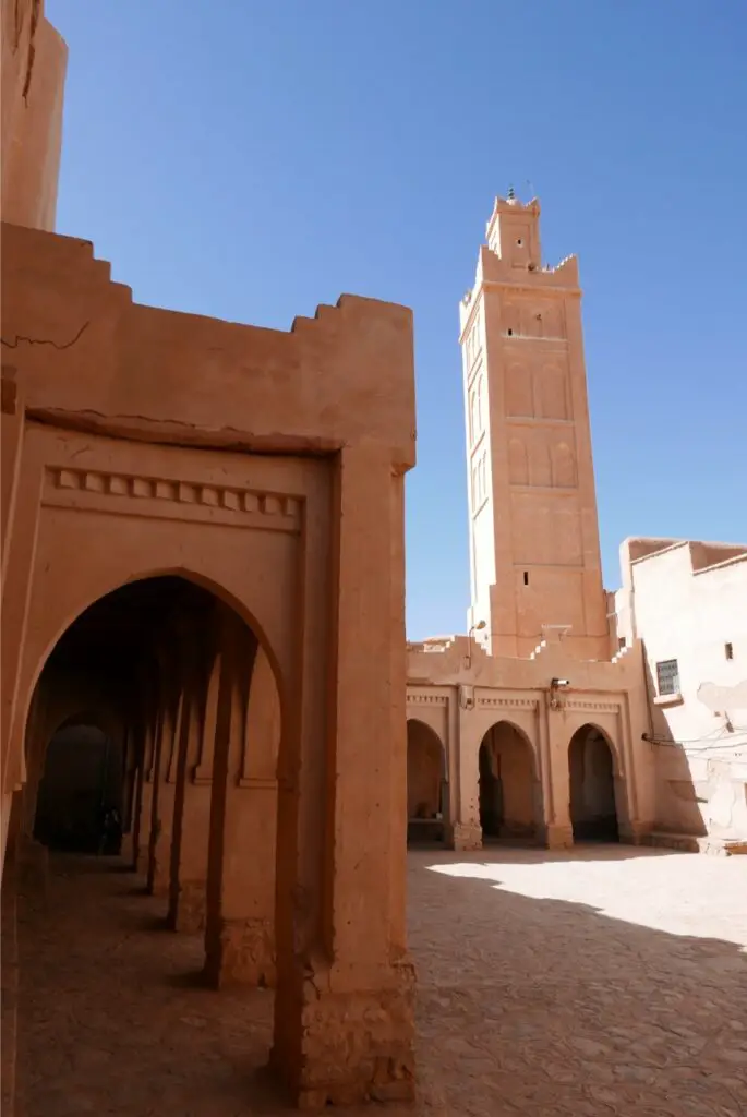 Minaret d'Adjir au Maroc