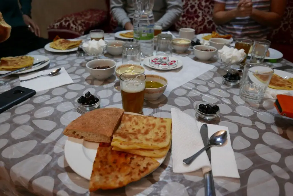 Petit déjeuner traditionnel marocain