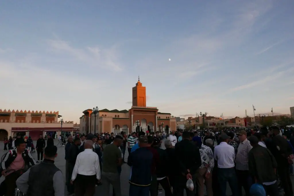 place de Bab Sidi Abdelwahab à Oujda au Maroc
