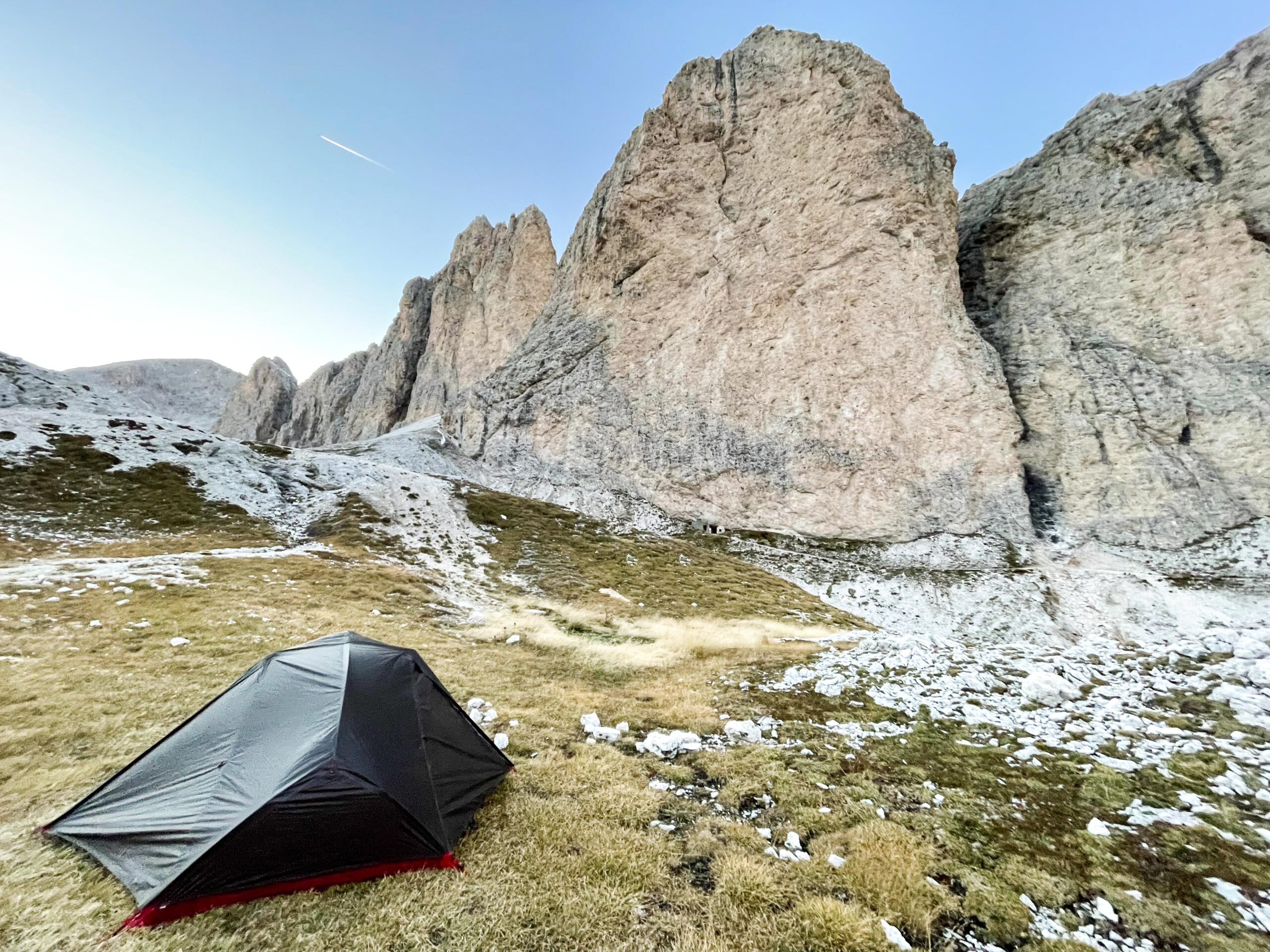 bivouac au Lac d' antermoia