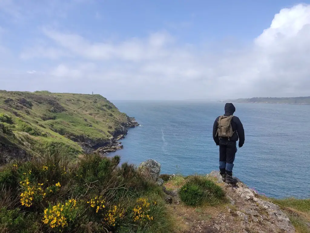 Mon frangin face à la rade de Brest à Crozon, quel plaisir de partager ces paysages !