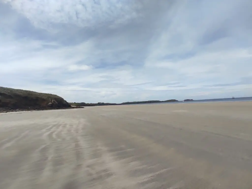 Personne à perte de vue au petit matin, plage des Blancs Sablons au Conquet