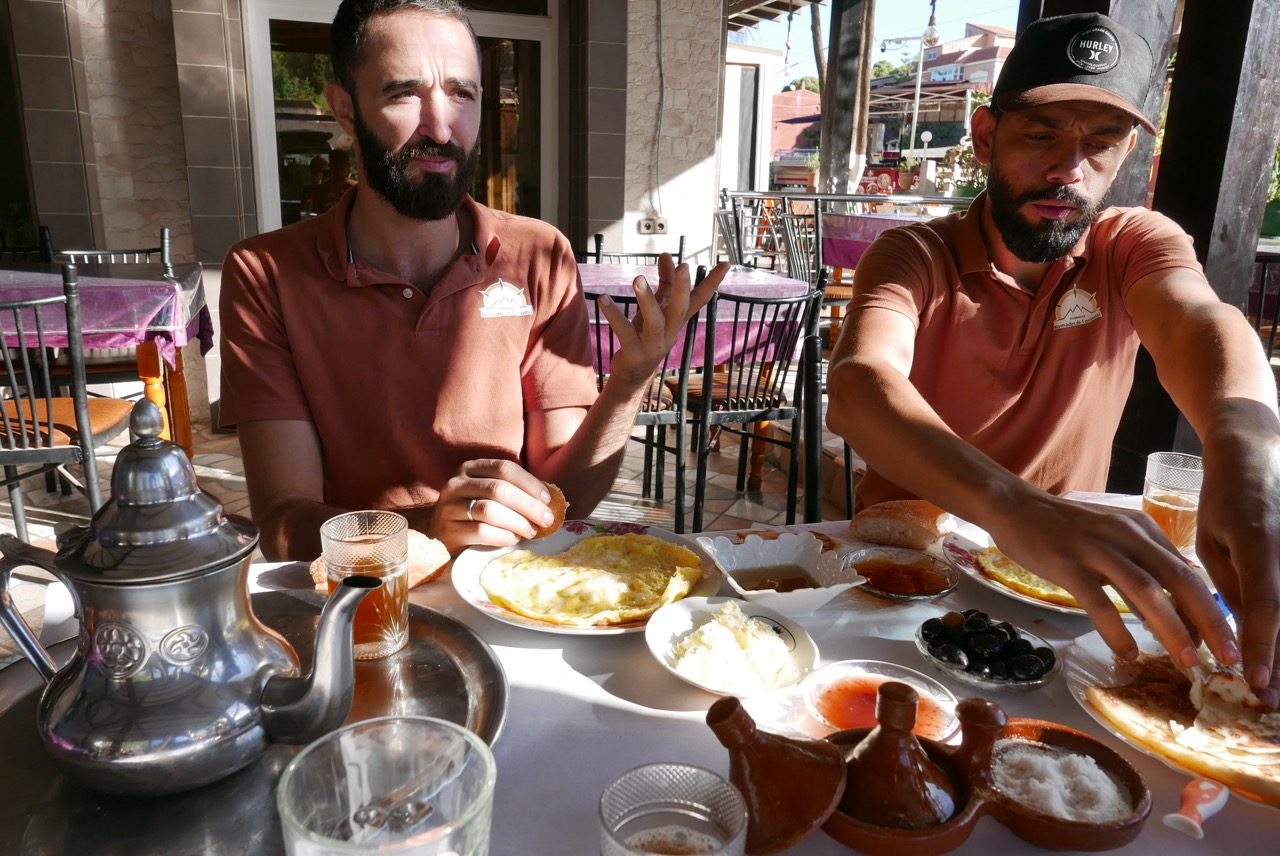 PDJ marocain au restaurant de Tafoughalt au Maroc