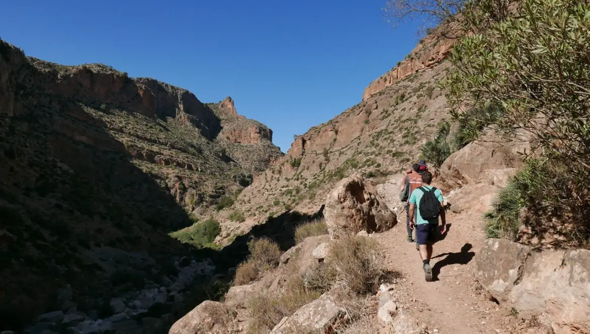 Randonnée dans les montagnes de l'Oriental au Maroc