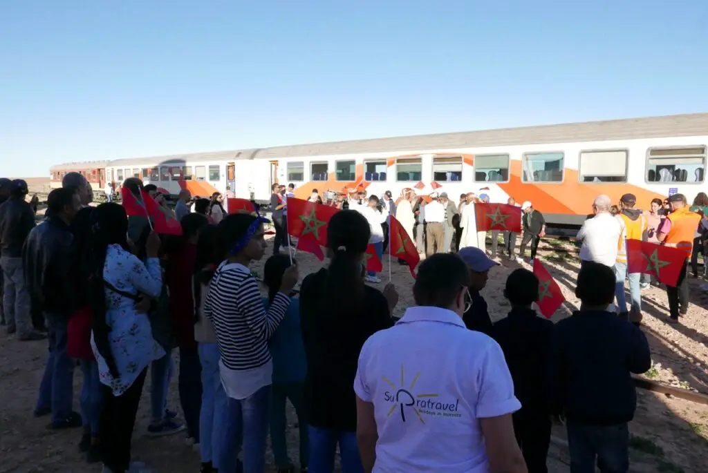 Ambiance marocaine dans une gare du maroc