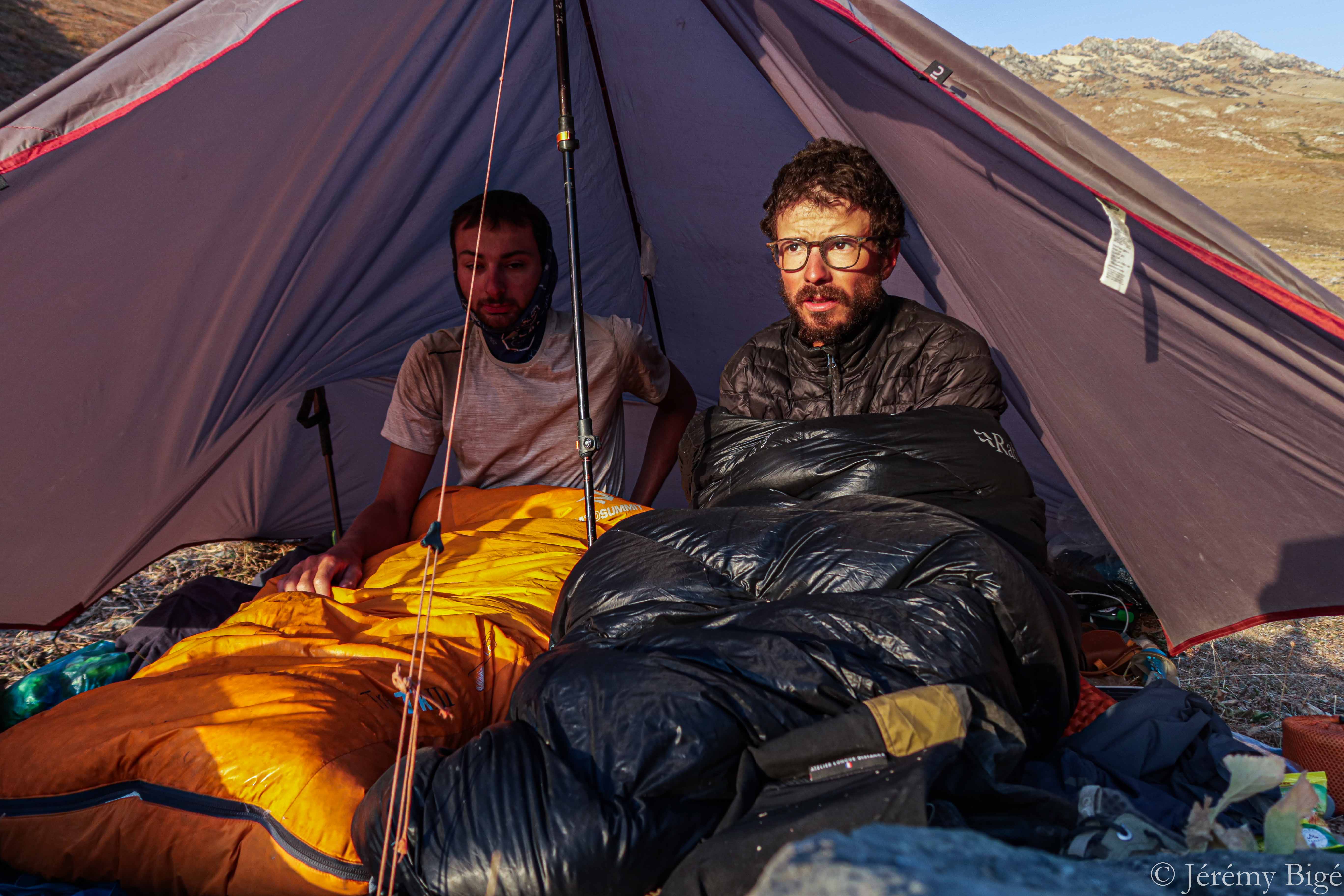 Bivouac au Tadjikistan avec le Rab Mythic Ultra 360