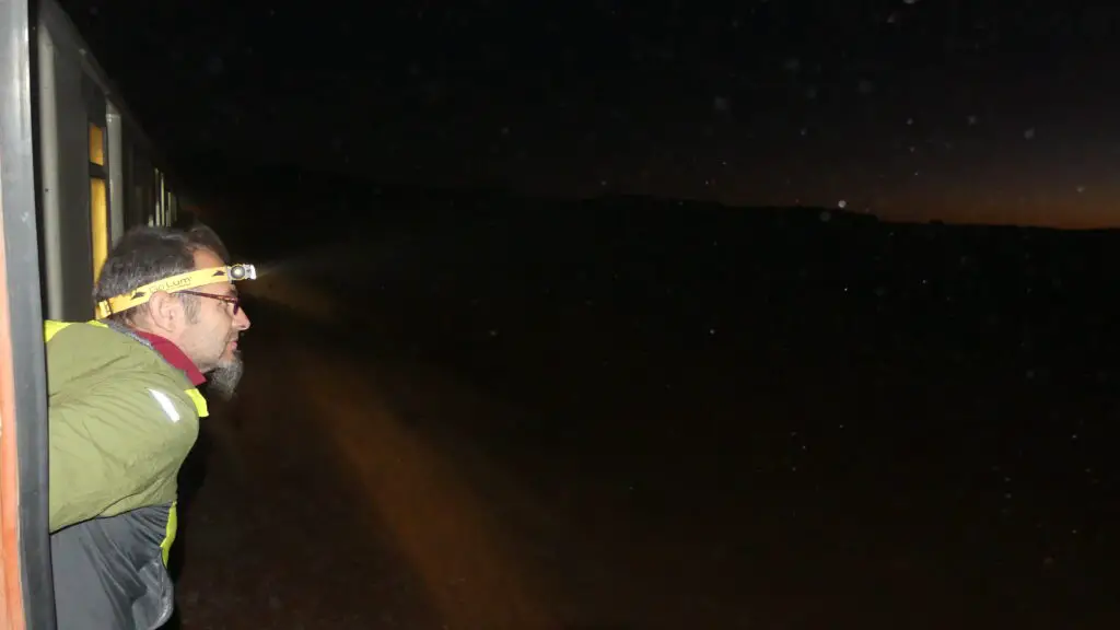 L'oriental désert express en pleine nuit avant d'arriver à Bouarfa