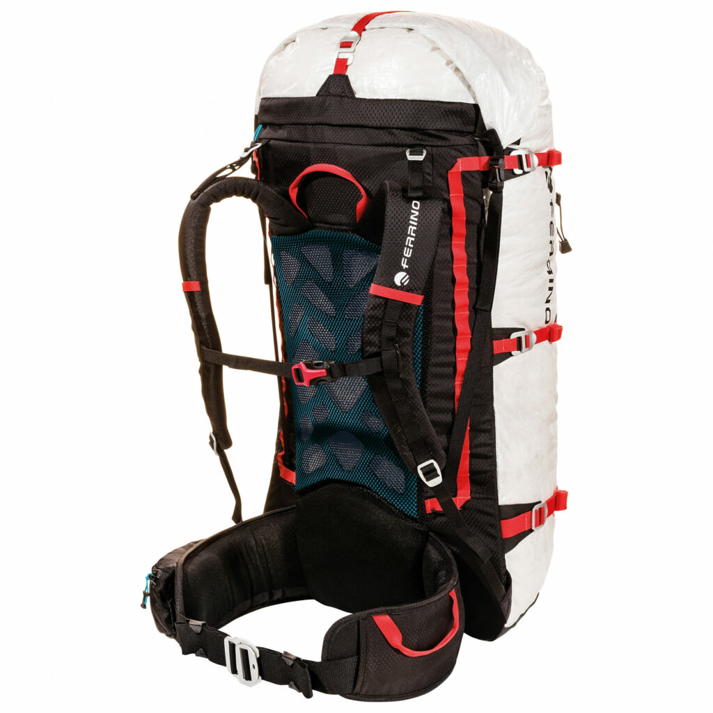 Retour terrain sur le sac d'alpinisme Ferrino Instinct 65+15