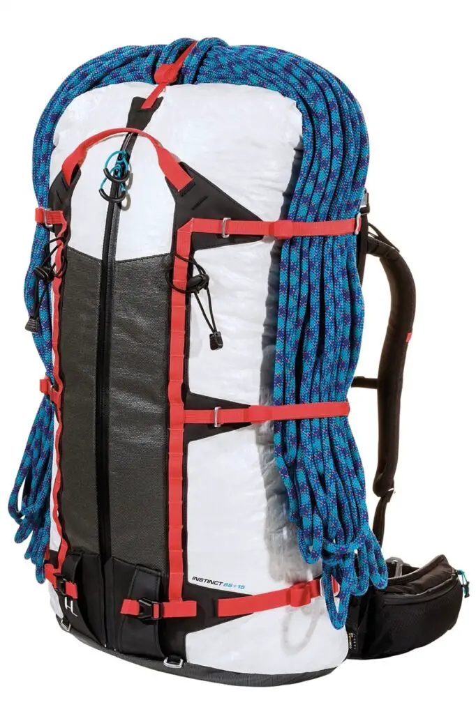 Test et avis sur le sac à dos d'alpinisme Ferrino Instinct 65+15