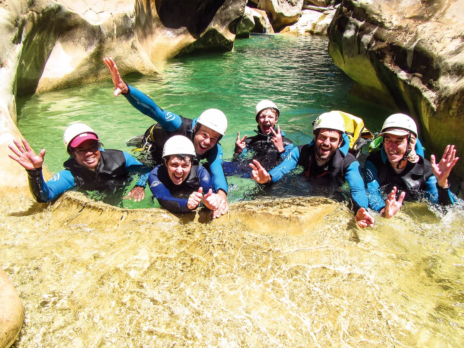 Groupe aguarika dans le canyon des oscuros de balces