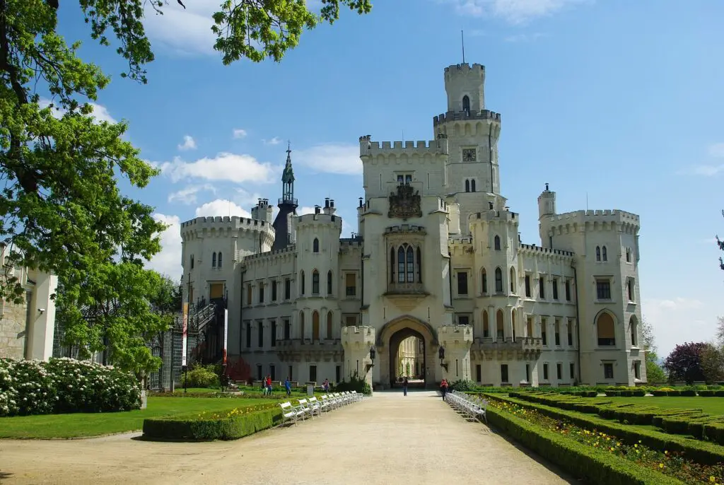 Château de hluboka-nad-vltavou-1313421_1280