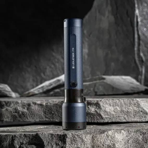 P7R lampe torche iconique de LEDLENSER