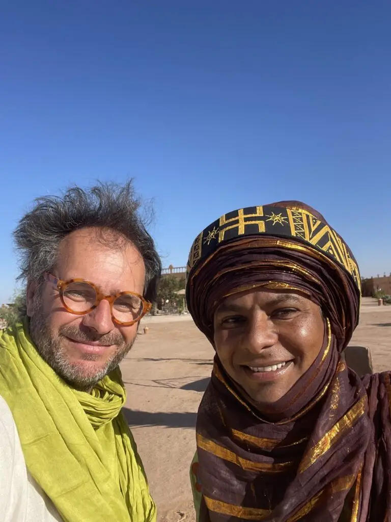 Ali KHATAR & Michaël ROUHAUD organiseturs de voyages initiatique dans le désert Marocain