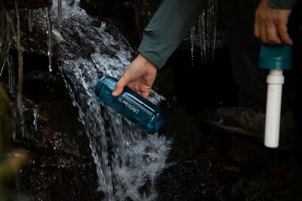 Retour terrain sur bouteille filtrante Lifestraw GO