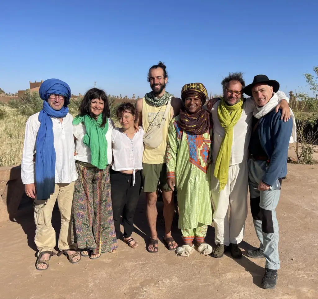 Une famille de coeur à la source Gaïa à M'Hamid au Maroc