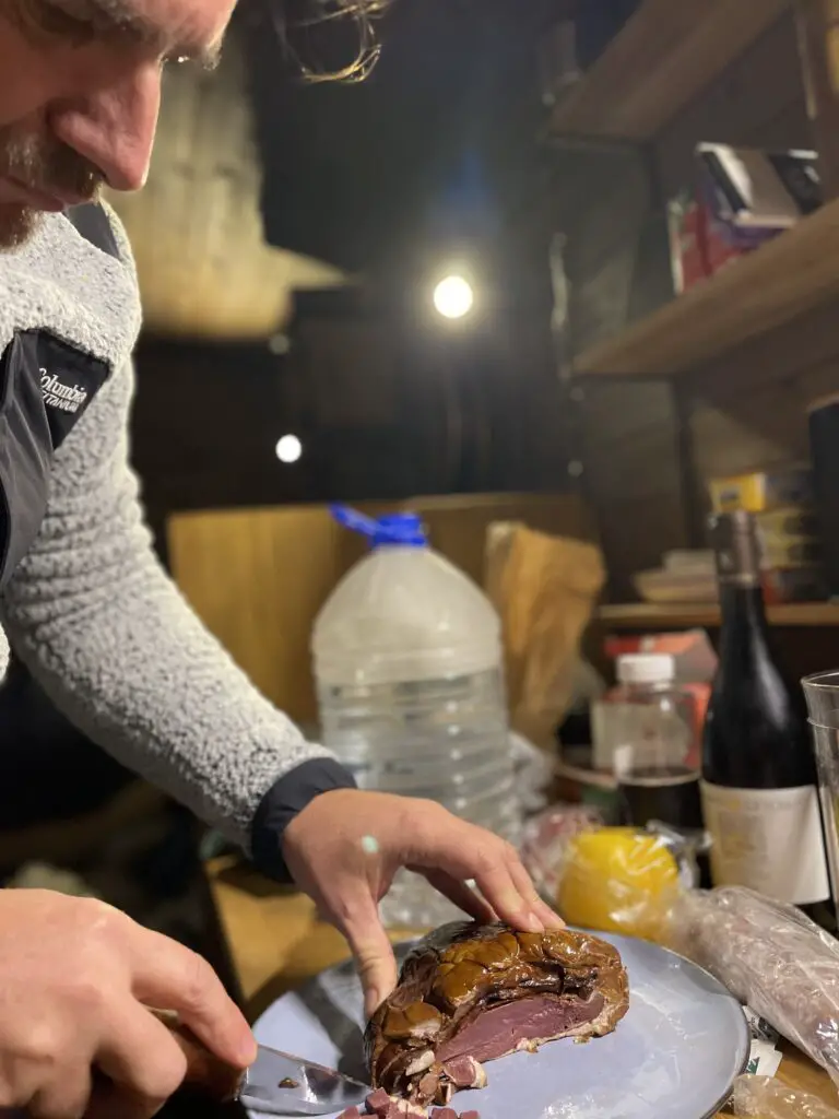 cuisine dans une cabane dans la montagne au dessus de Narvik