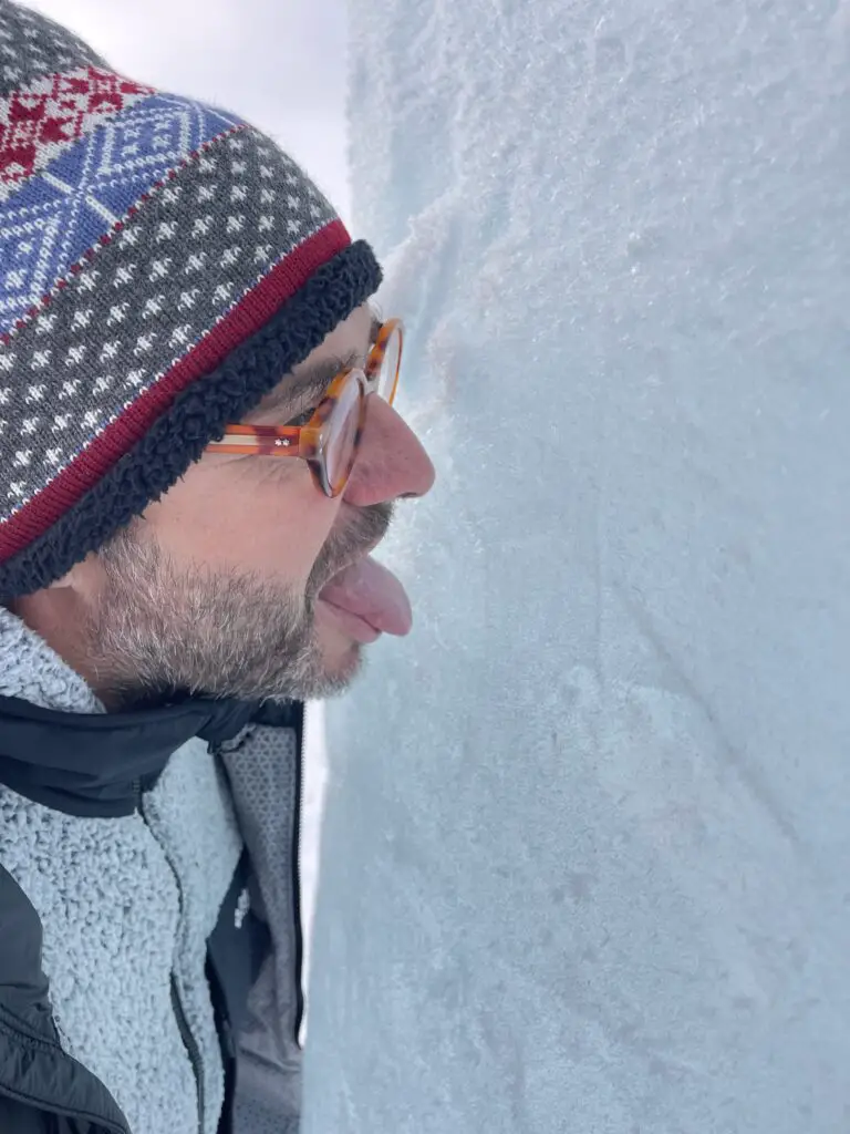 La glace sa colle ... attention à la langue