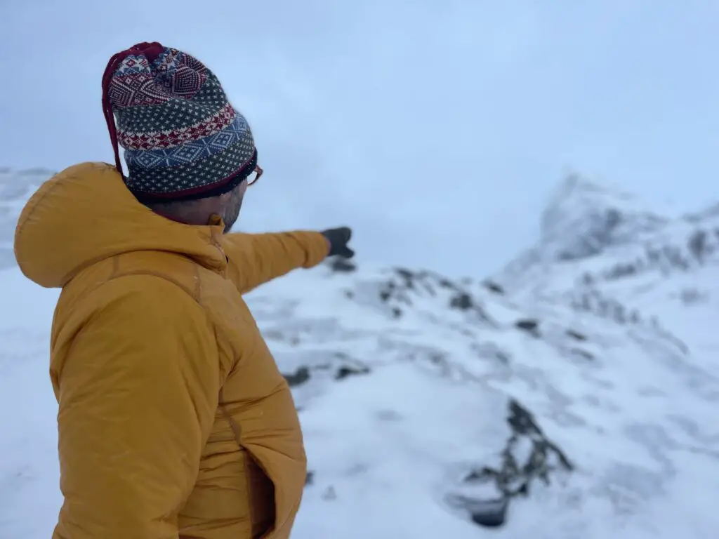 Test terrain de la doudoune en plume Homme Helly Hansen Odin Everdown