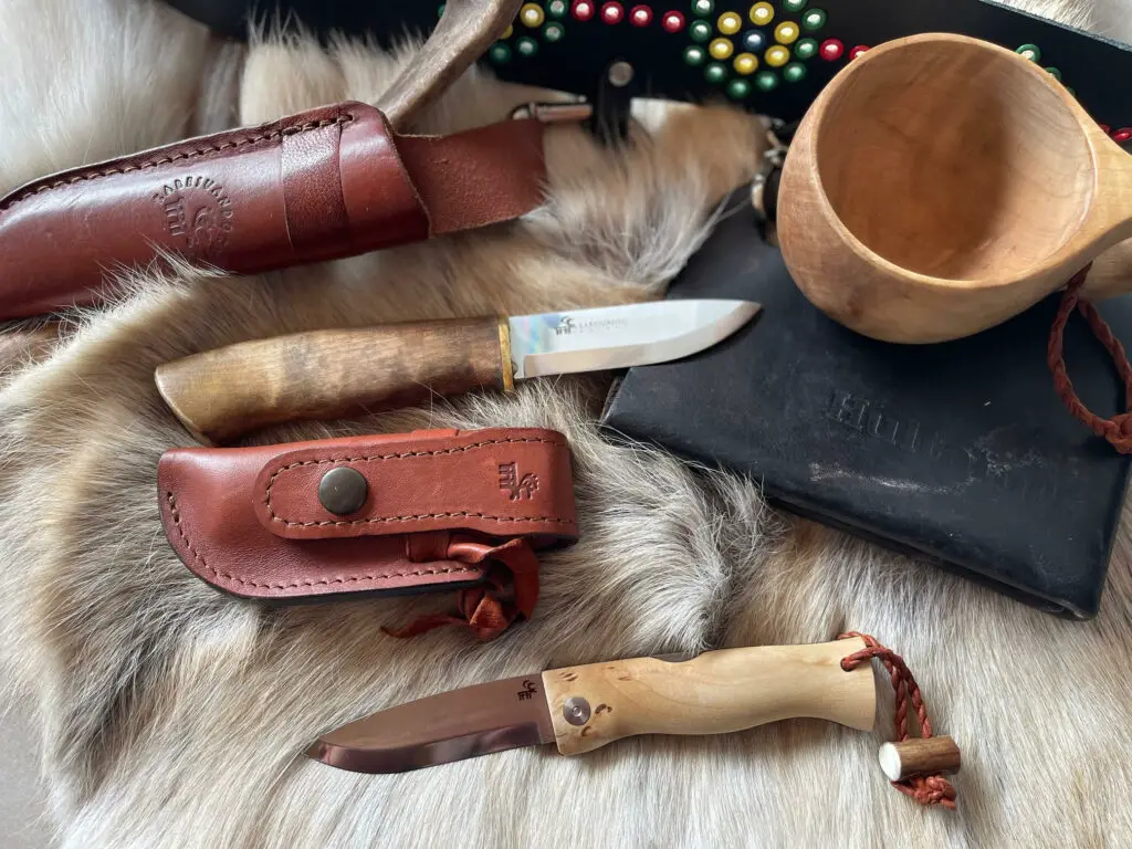 Couteau scandinave Pältsa Masur Damasteel® RWL34™ et puukko Galten Karesuandokniven