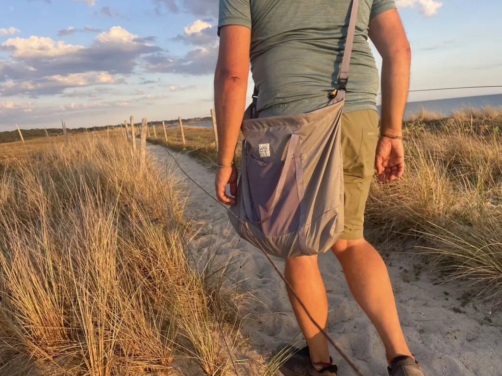 avis sur le sac Pack & Go Tote Light de Kathmandu