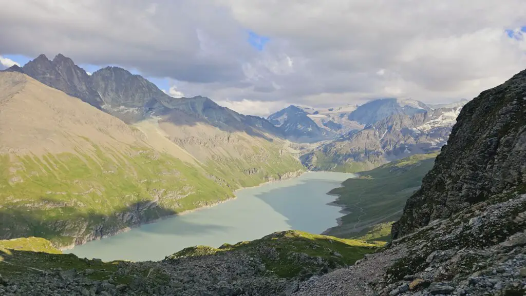 lac des dix haute route chamonix zermatt