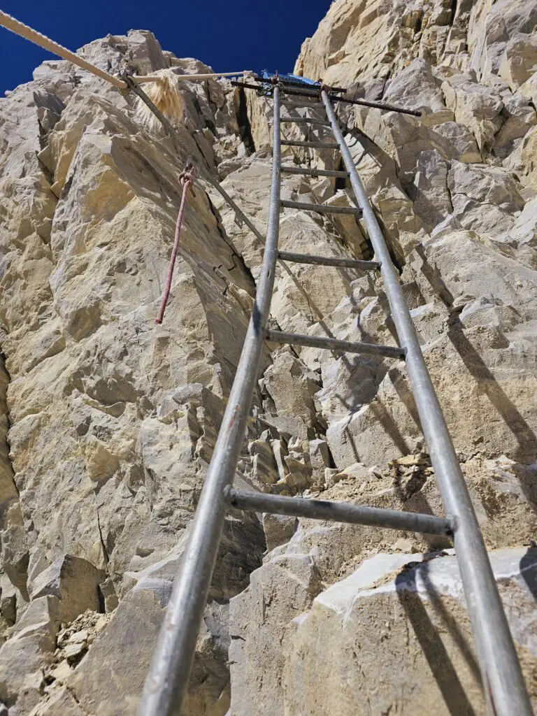 montée au schöllijoch