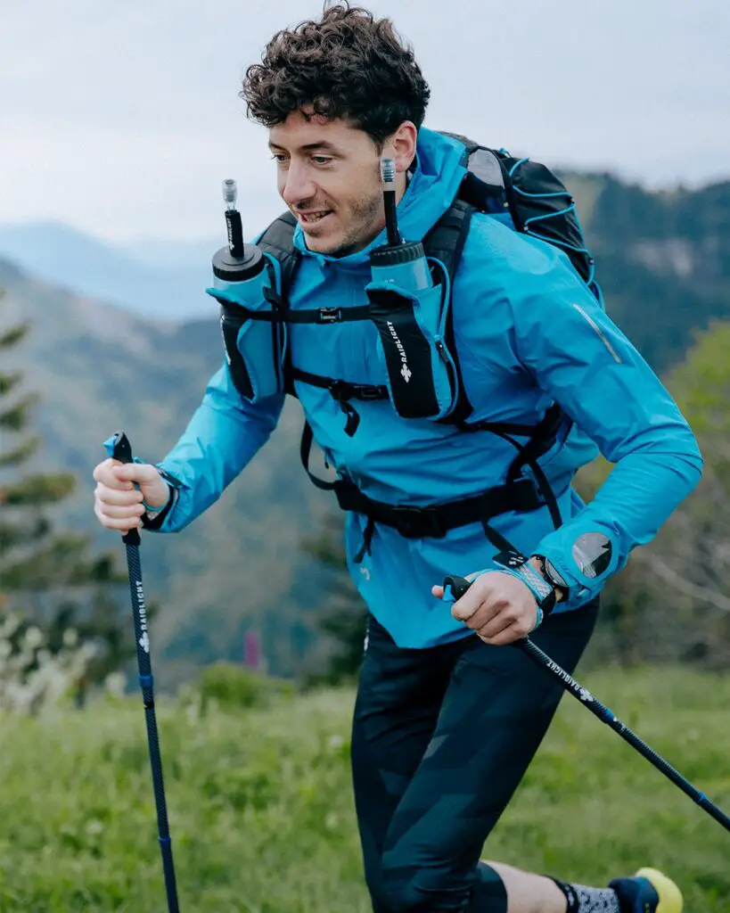 Les critères techniques décryptés pour un choix d'expert d'une veste de trail homme