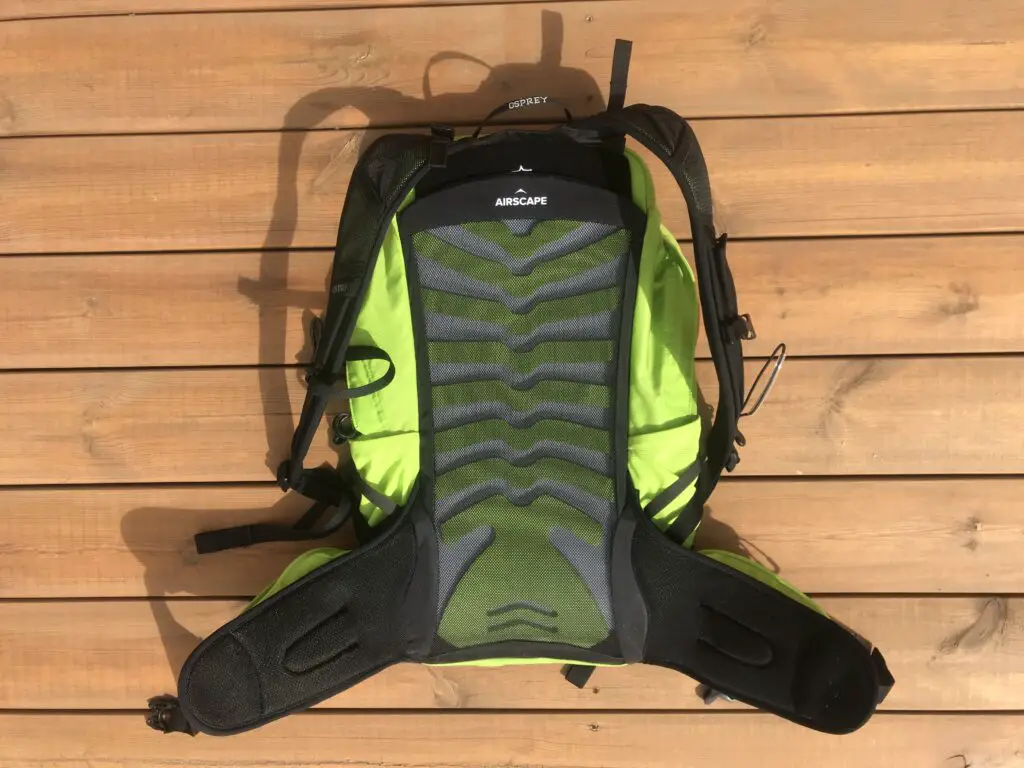 Dos du talon osprey 2019