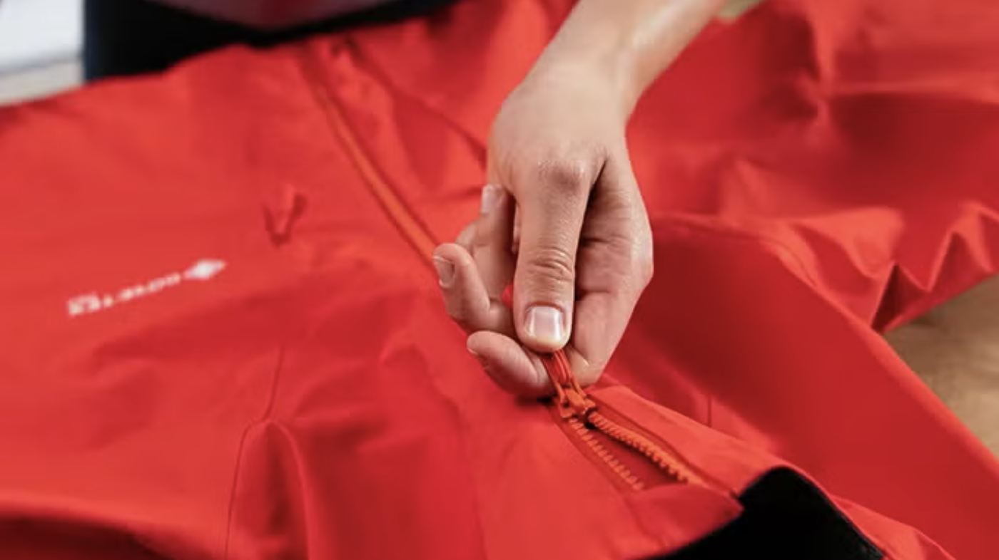 Bien préparer sa veste Gore-Tex® avant le lavage en machine