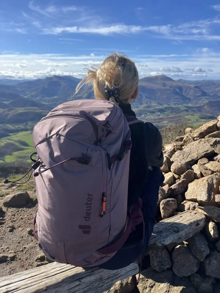 Test du sac freeride deuter en rando au Pays basque