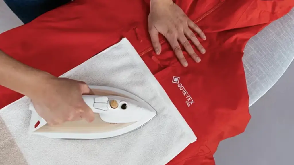 pourquoi utiliser un fer à repasser pour une veste en gore-tex