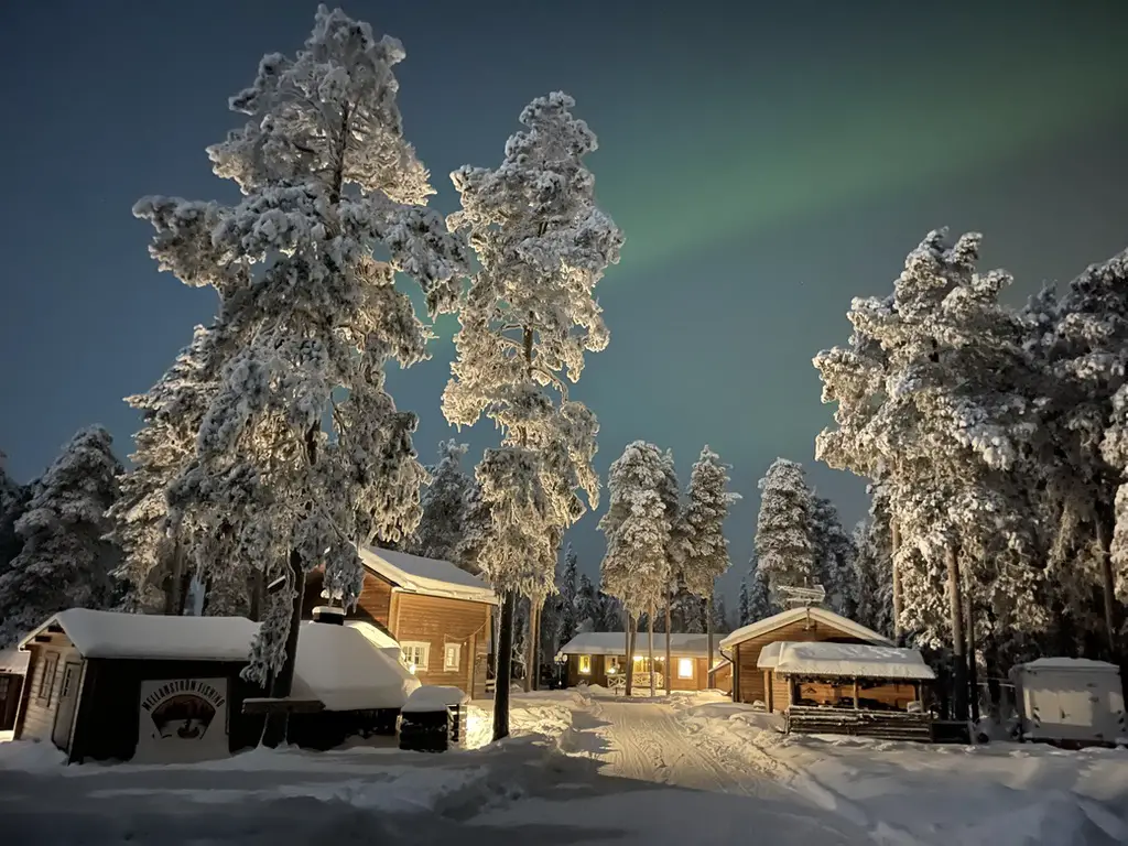 Aurore boréal au Mellanström Fishing Camp